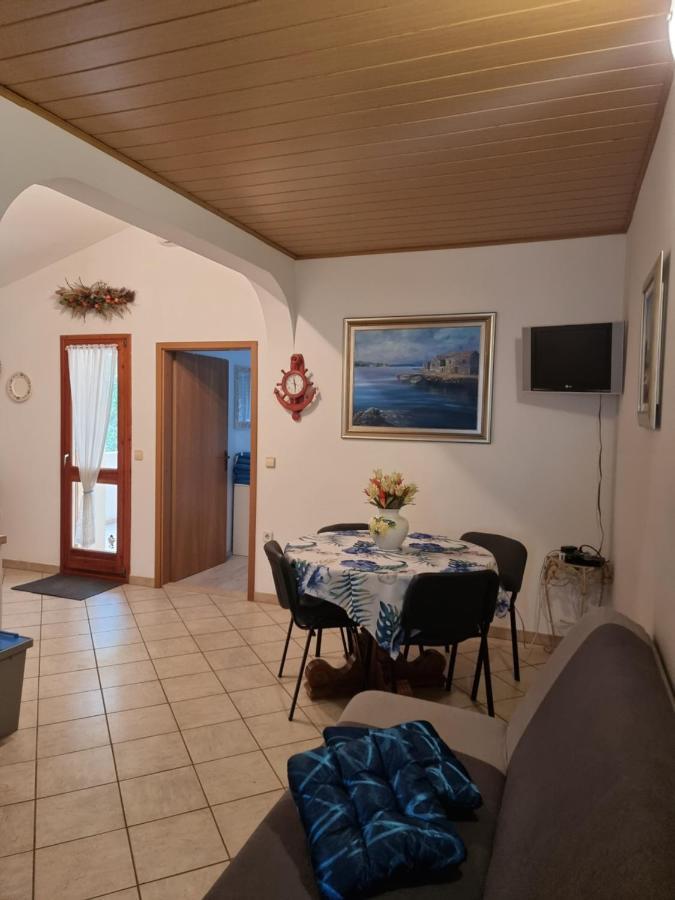 Apartments Jana Умаг Экстерьер фото