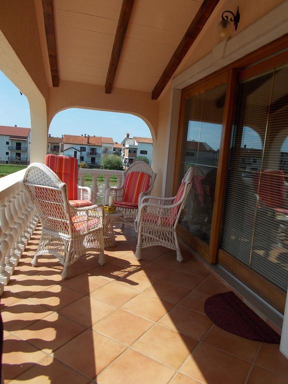 Apartments Jana Умаг Экстерьер фото